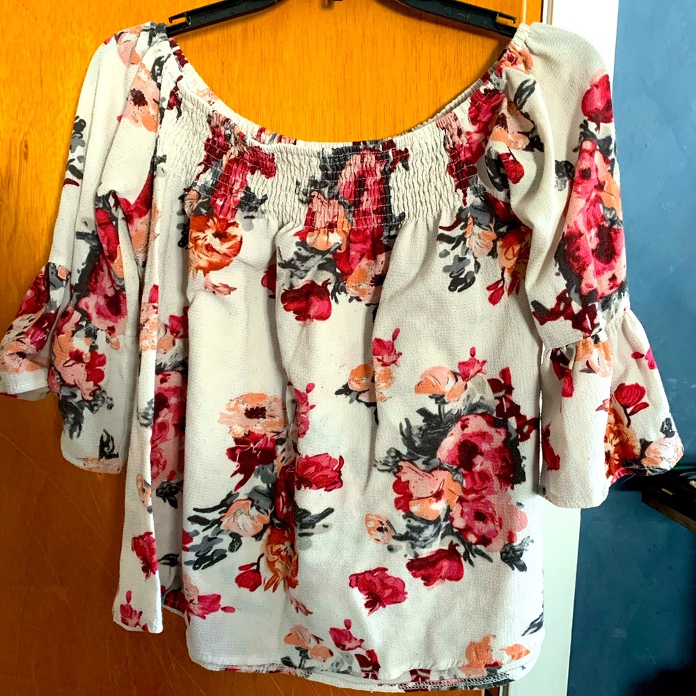 Chic Me Floral design off the shoulder Blouse